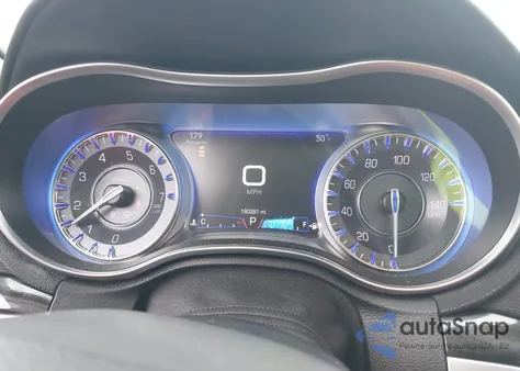 2016 Chrysler 300 Anniversary Edition из США, поврежденный, VIN 2C3CCARG5GH213126